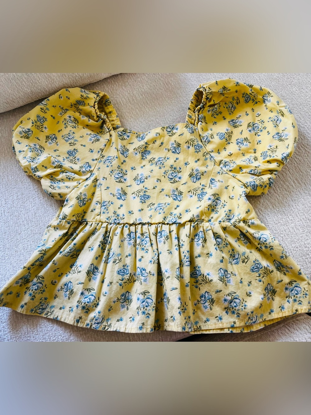 Yellow Floral Puff-Sleeve Peplum Top